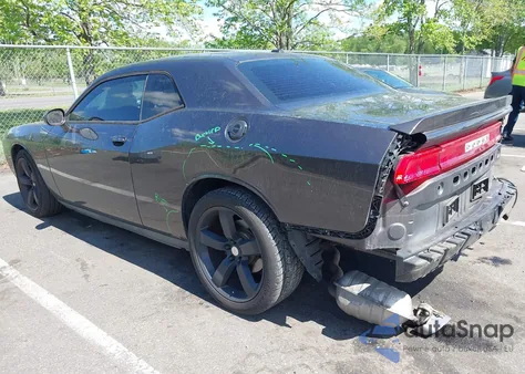 2013 Dodge Challenger R/T z USA, uszkodzony, nr VIN 2C3CDYBT6DH611180